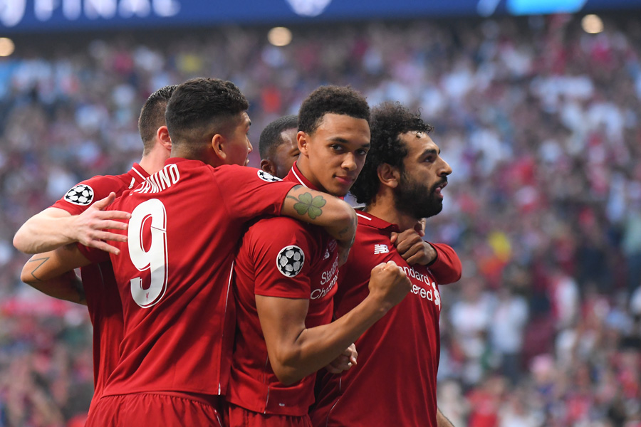 Squad valuation: six clubs over one billion